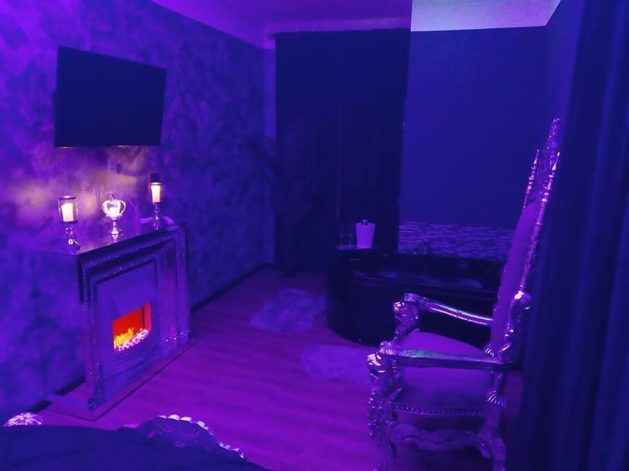 Nuit Romantique - Jacuzzi - Beziers - Romance Royale Exteriör bild